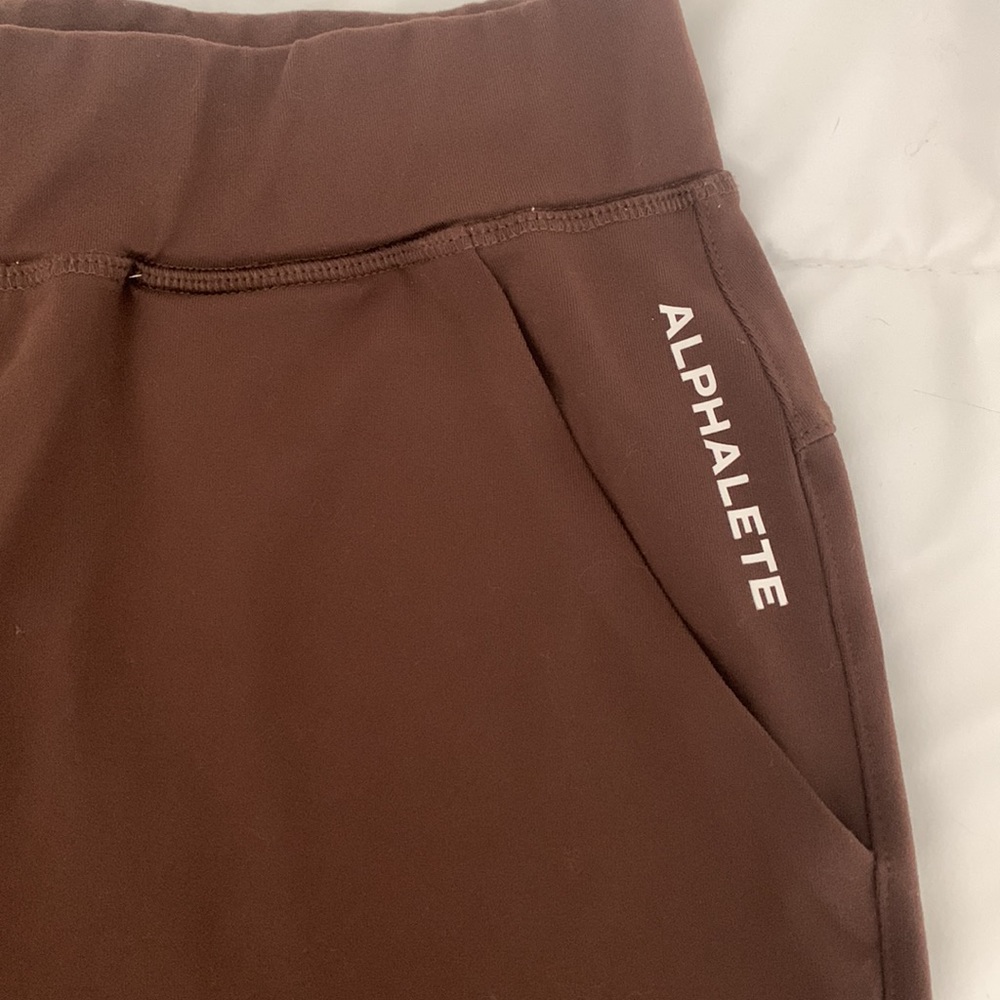Chocolate Brown Alphalete 4 Way Stretch Trace Jogger … Gem